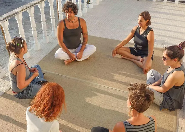 Moka Surfhouse Hostel *