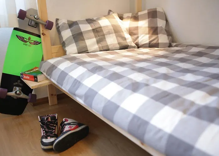 Moka Surfhouse Hostel Ericeira